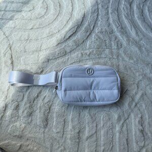 Lululemon Everywhere Belt Bag — White Wunder Puff (1L)